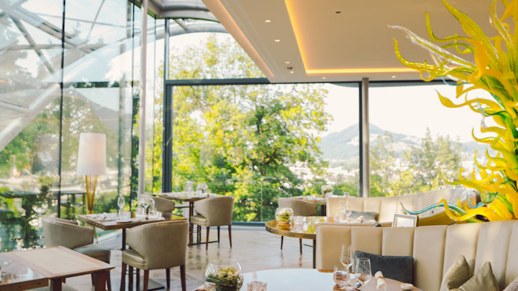 Schloss Monchstein dining